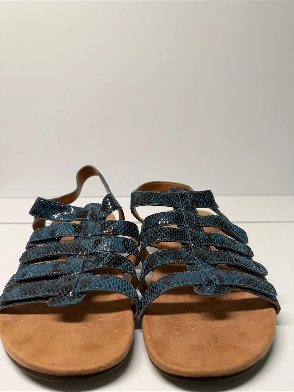 Vionic Harissa Blue Gladiator Snakeskin Sandals Size 10